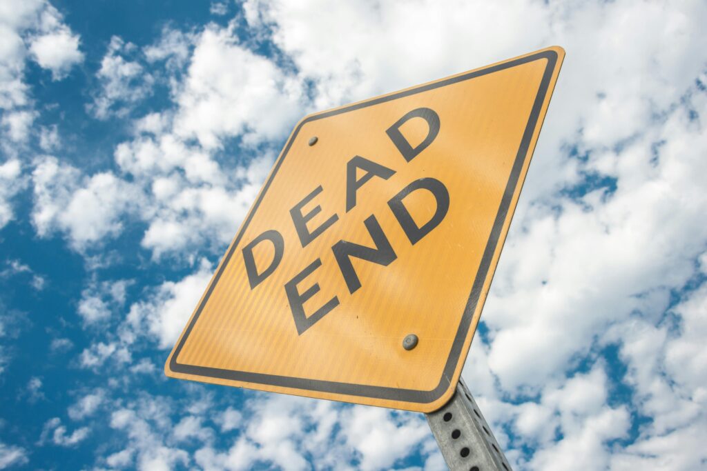 sign that says Dead End representing what does not work for social anxiety